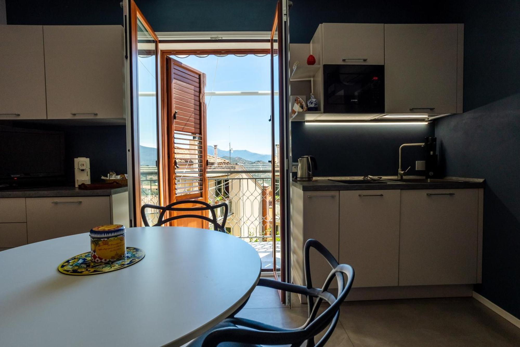 Porta San Paolo House Aparthotel Castelbuono  Exterior foto